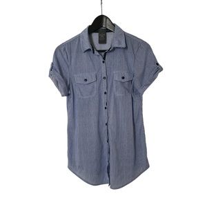 🎈 Preppy white shirt with blue stripes size S.